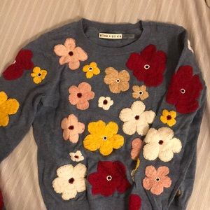 Alice & Olivia’s floral long sleeve sweatshirt
